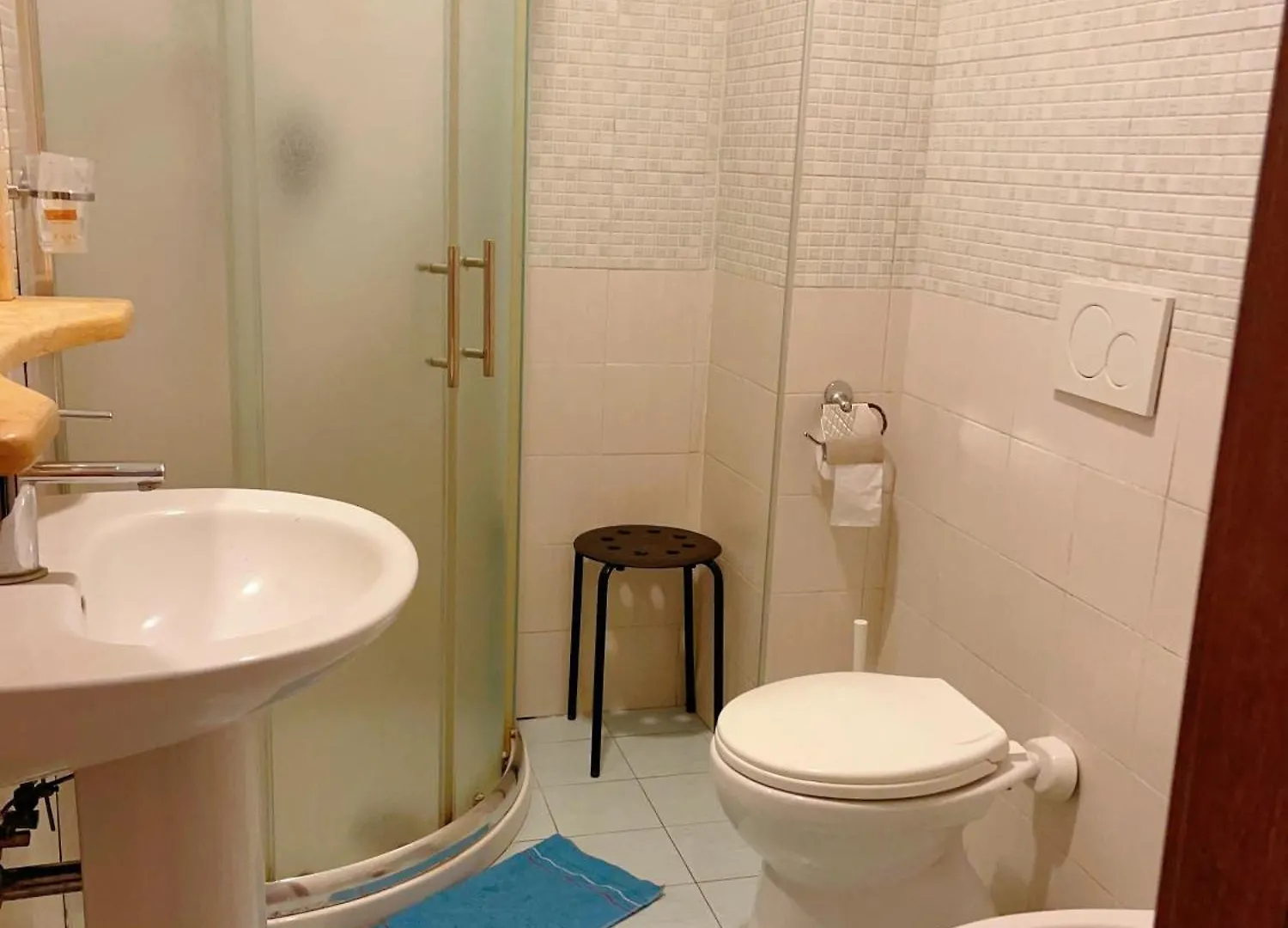 Hotel Bissi Milan 0*,  Italy