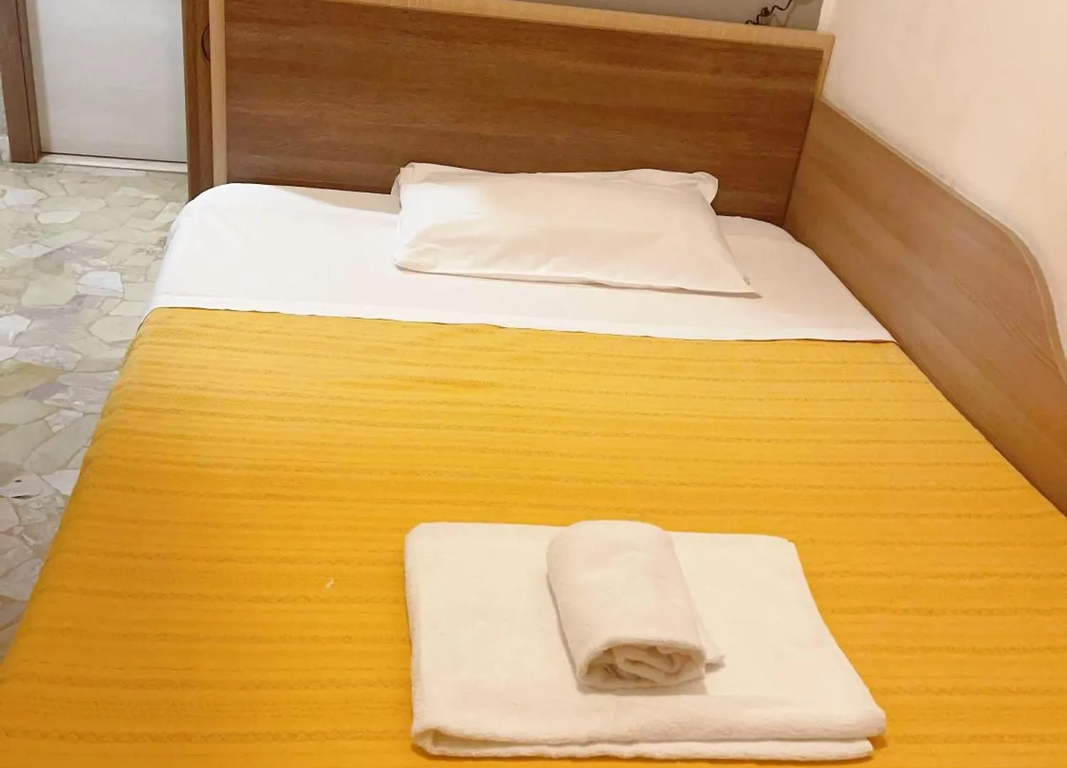 Hotel Bissi Milan 0*,  Italy